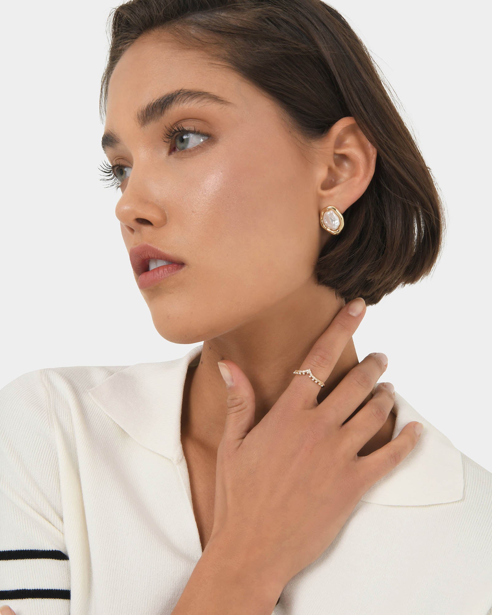 Doris Pearl Earrings