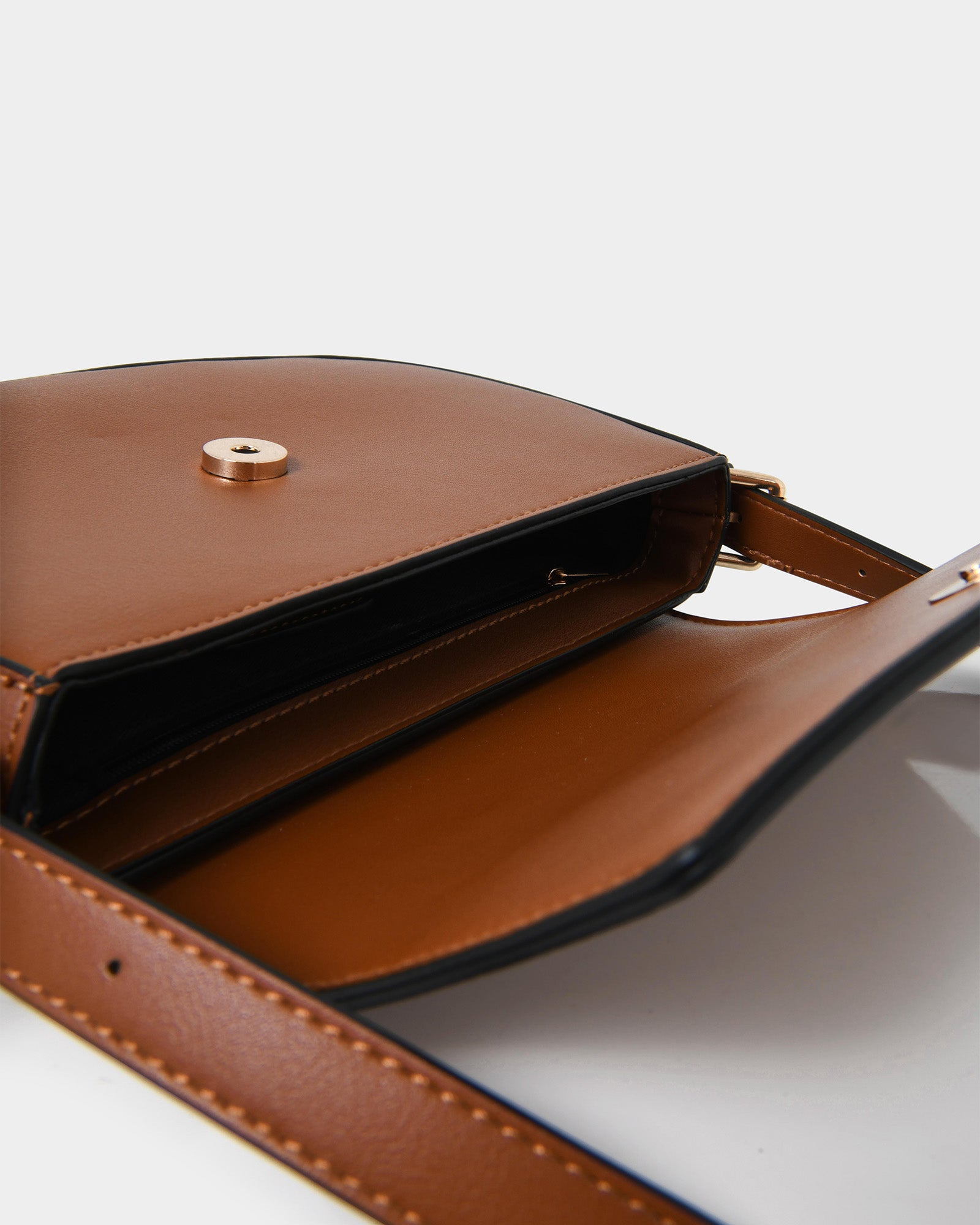 Leanna Shoulder Bag