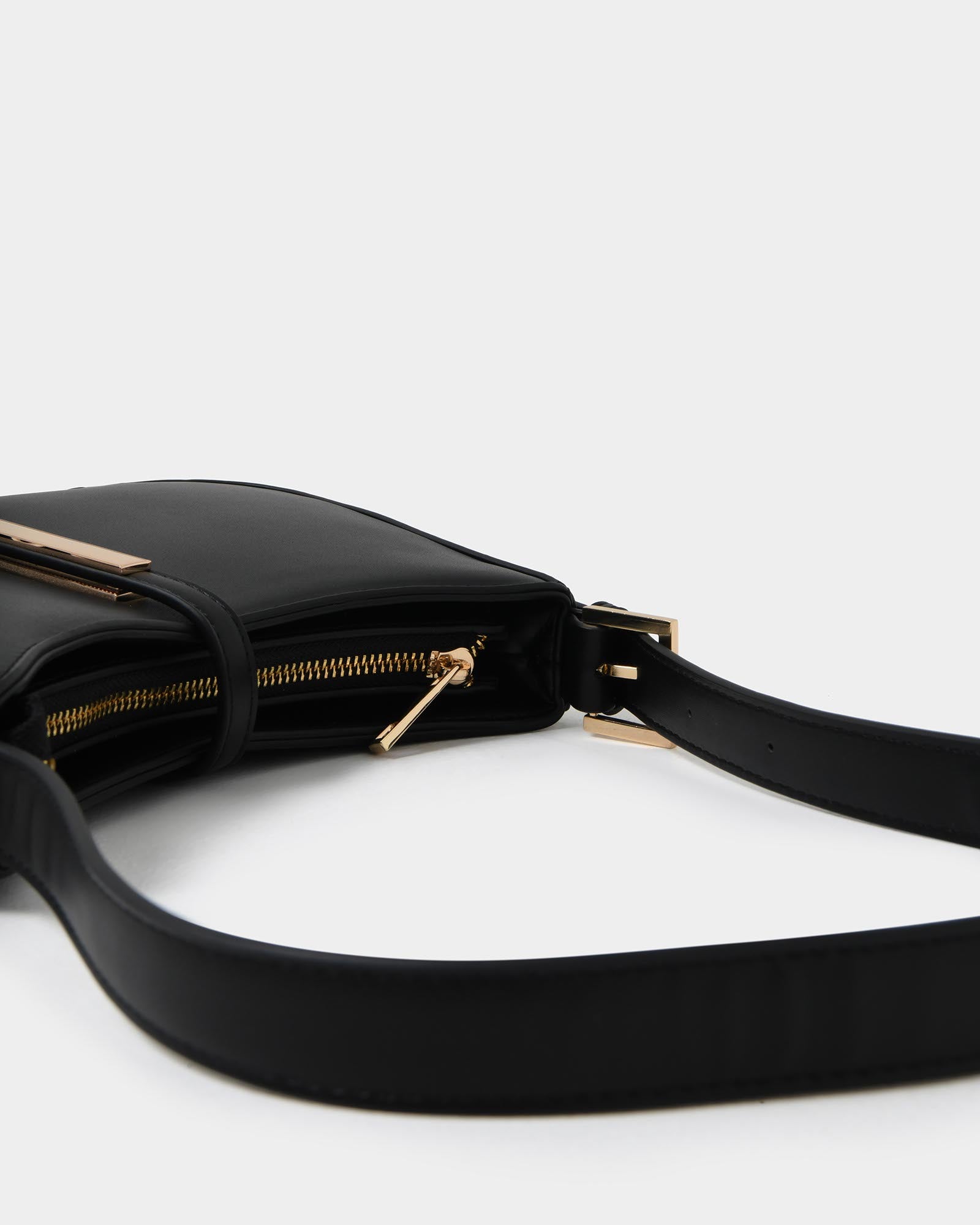 Jessica Shoulder Bag