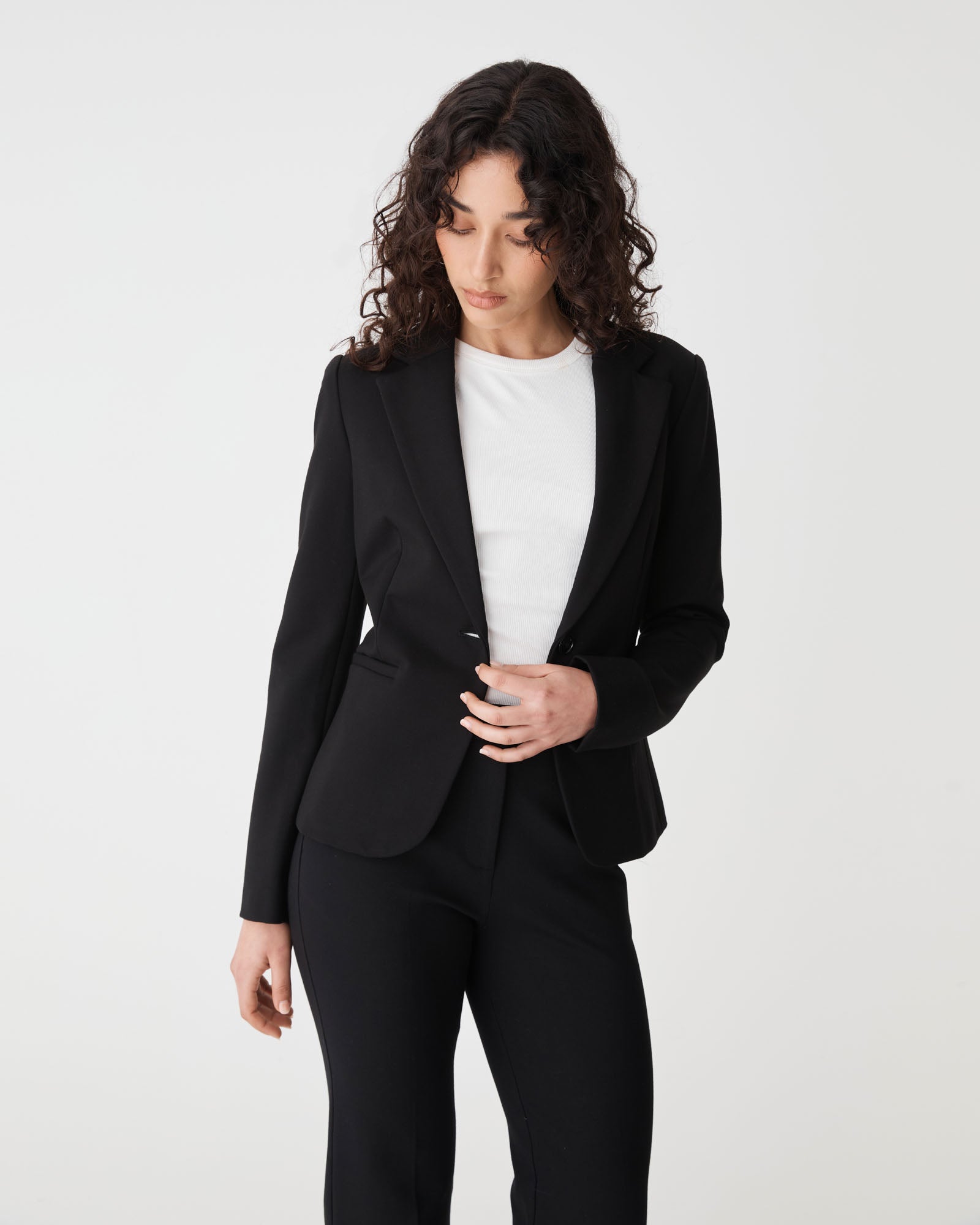 Sutton Single Breasted Blazer