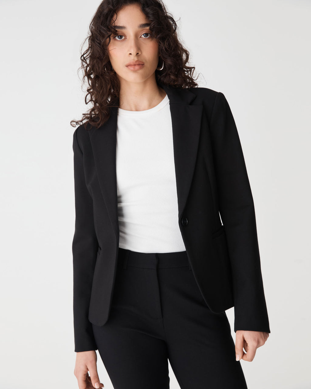 Sutton Single Breasted Blazer