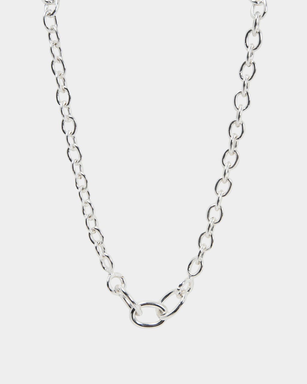 Witney Chain Necklace