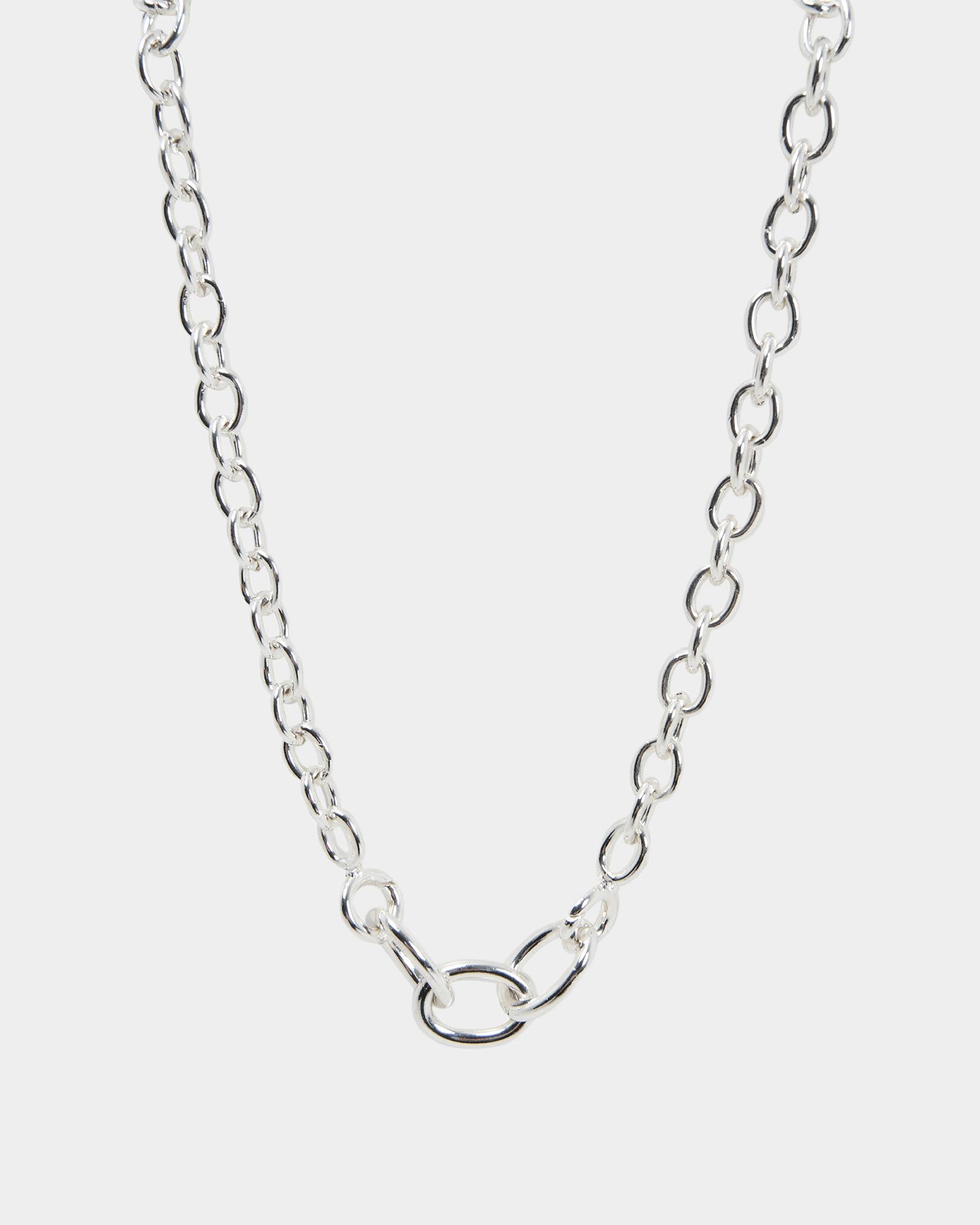 Witney Chain Necklace