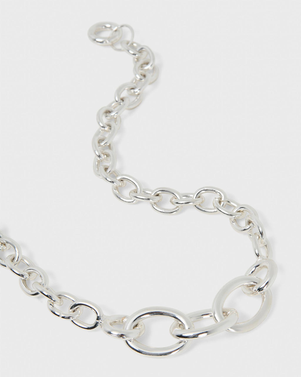 Witney Chain Necklace