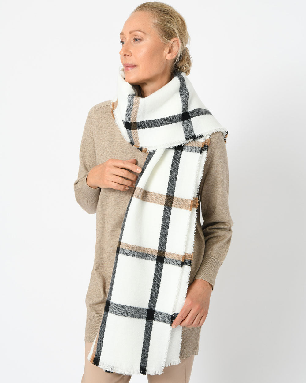Ariya Checked Scarf
