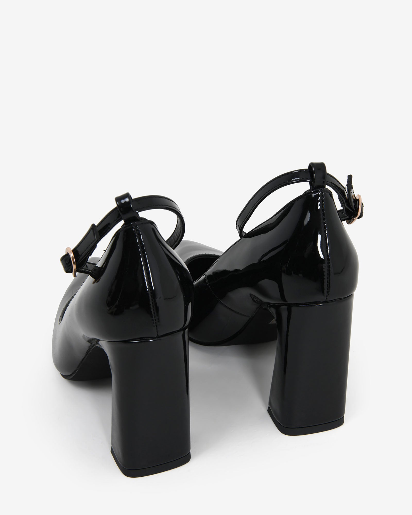Vera Block Heel Point